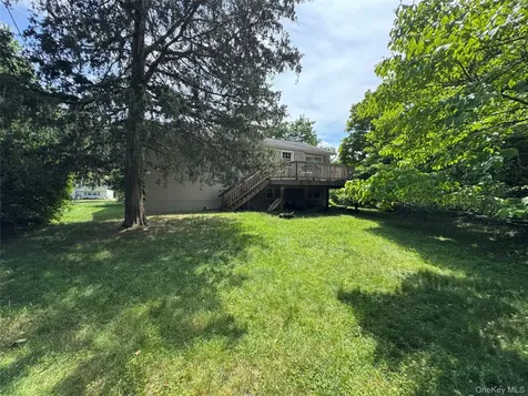 11 Lynbrook Road Poughkeepsie NY 12603