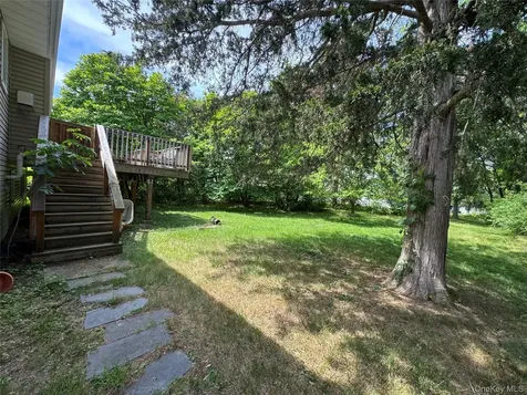 11 Lynbrook Road Poughkeepsie NY 12603
