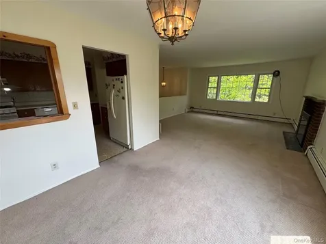 11 Lynbrook Road Poughkeepsie NY 12603