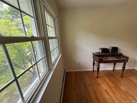 11 Lynbrook Road Poughkeepsie NY 12603