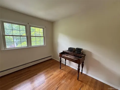 11 Lynbrook Road Poughkeepsie NY 12603