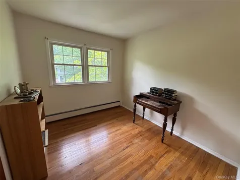 11 Lynbrook Road Poughkeepsie NY 12603