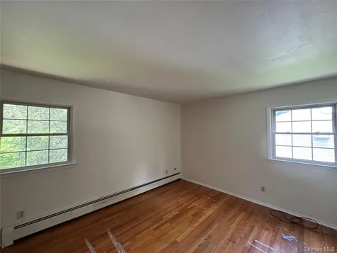 11 Lynbrook Road Poughkeepsie NY 12603