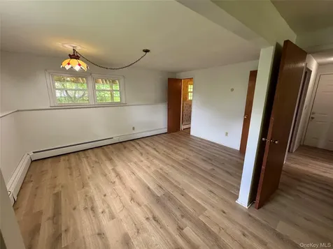 11 Lynbrook Road Poughkeepsie NY 12603