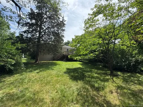 11 Lynbrook Road Poughkeepsie NY 12603