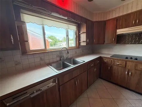 2518 South Avenue Wappingers Falls NY 12590