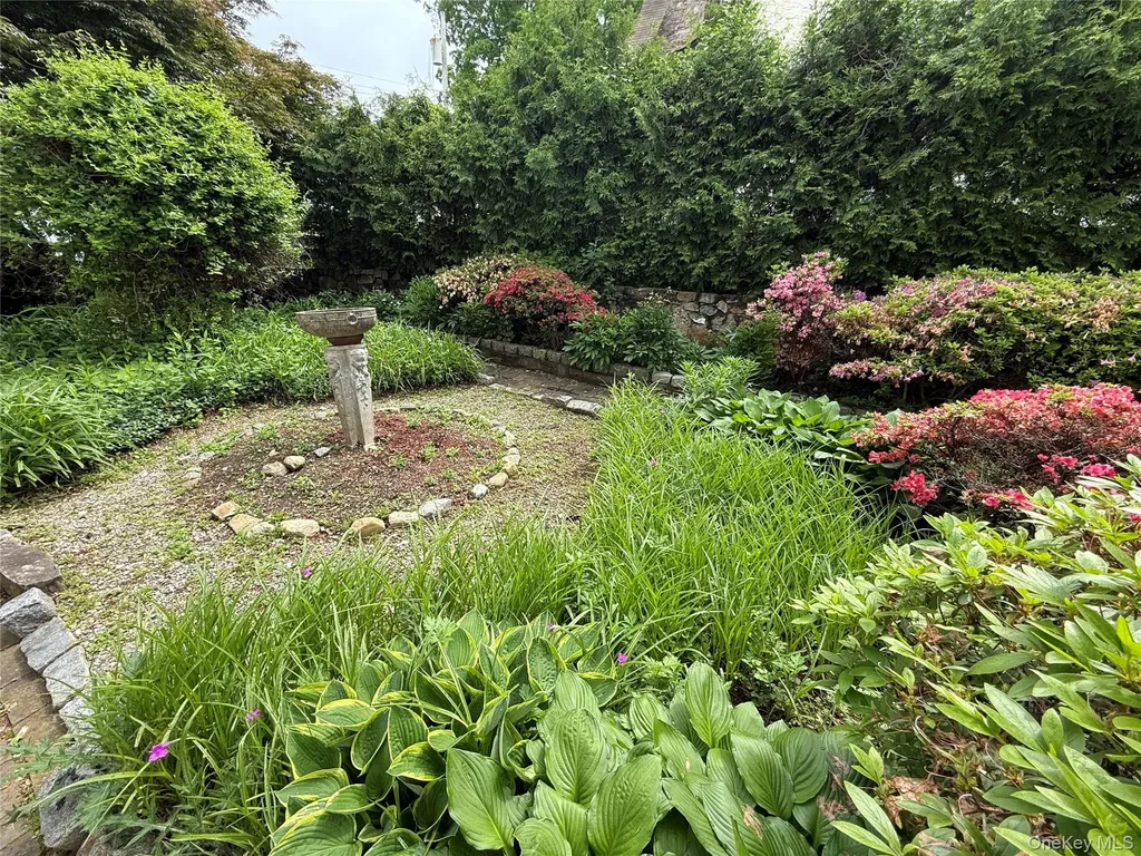 36 Grand Boulevard Scarsdale NY 10583