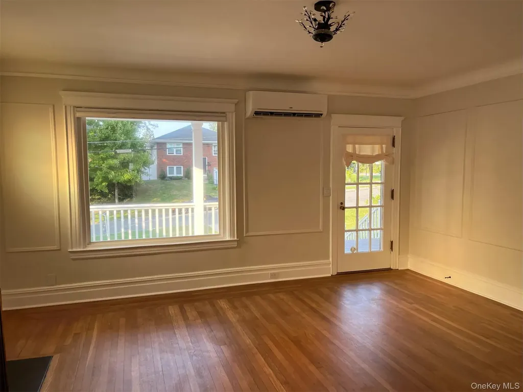 36 Grand Boulevard Scarsdale NY 10583