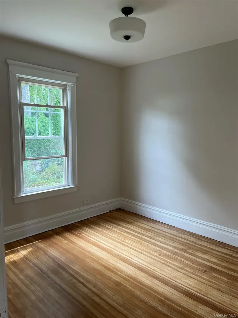 36 Grand Boulevard Scarsdale NY 10583