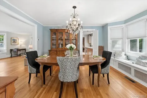 15 Lyons Place Larchmont NY 10538