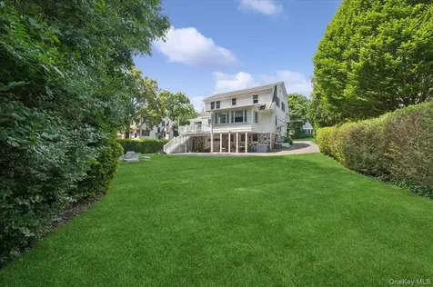 15 Lyons Place Larchmont NY 10538