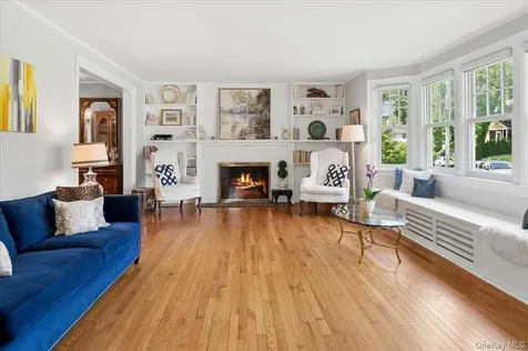 15 Lyons Place Larchmont NY 10538