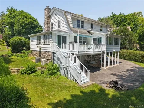 15 Lyons Place Larchmont NY 10538
