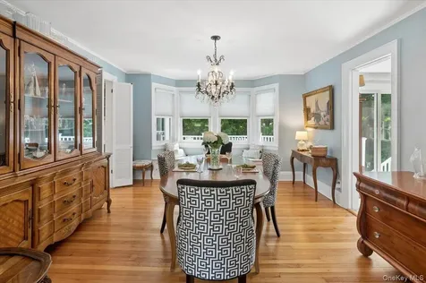 15 Lyons Place Larchmont NY 10538