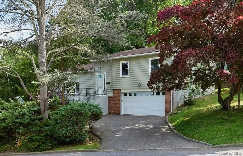 72 Hickory Hill Drive Dobbs Ferry NY 10522