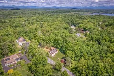 1282 Old Post Road Ulster Park NY 12487