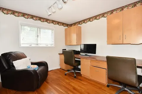 22 Chatham Road Commack NY 11725