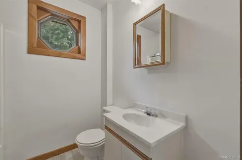 2 Enderkill Drive Staatsburg NY 12580