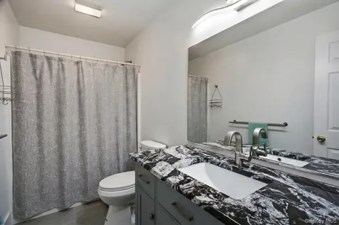 33 Gabriels Path Poughquag NY 12570