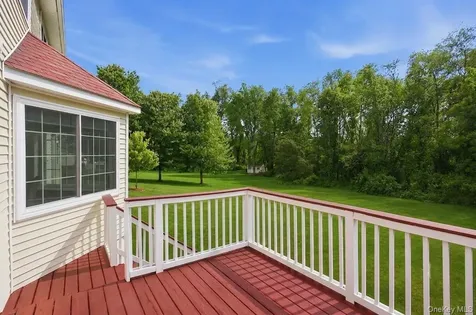 33 Gabriels Path Poughquag NY 12570