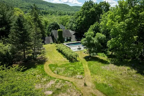 147 Smith Clove Road Central Valley NY 10917