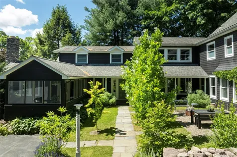 147 Smith Clove Road Central Valley NY 10917