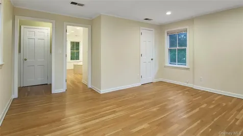 113 Buckram Road Locust Valley NY 11560