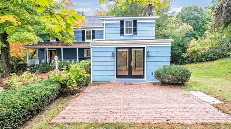 113 Buckram Road Locust Valley NY 11560