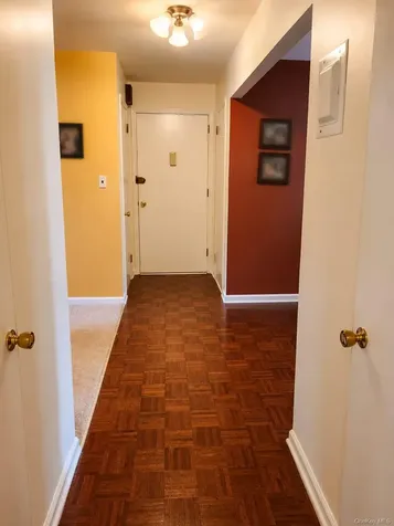 10 Somerset Drive Suffern NY 10901