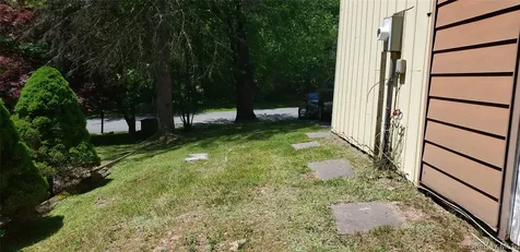 43 Elizabeth Way Kiamesha Lake NY 12751