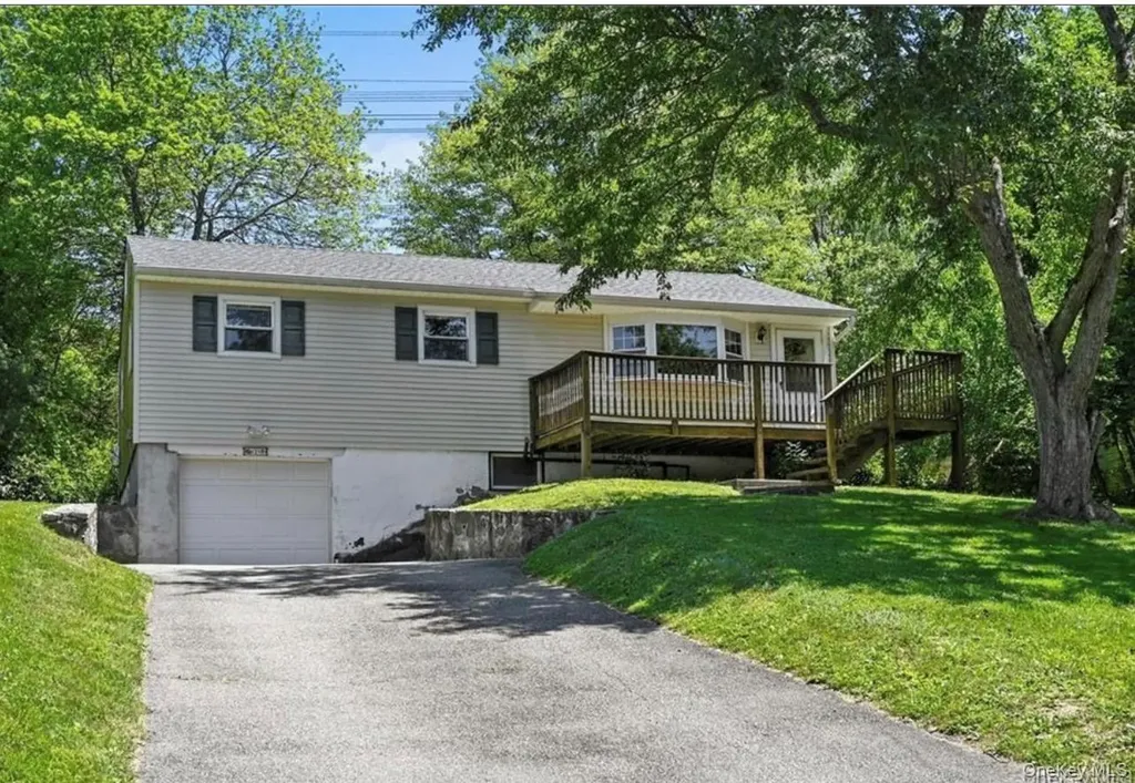 18 Tiger Road Hopewell Junction NY 12533