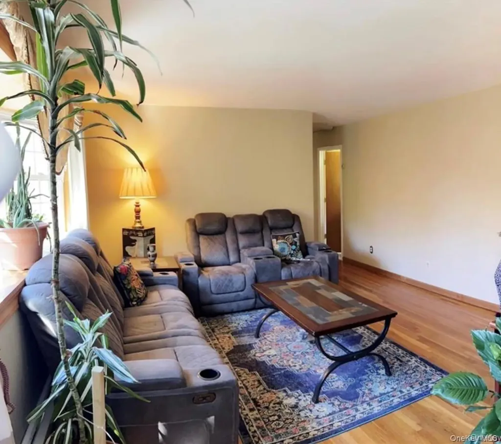 18 Tiger Road Hopewell Junction NY 12533