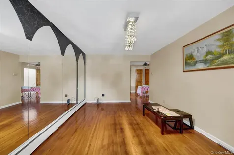 419 Turneur Avenue Bronx NY 10473