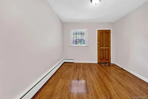 419 Turneur Avenue Bronx NY 10473