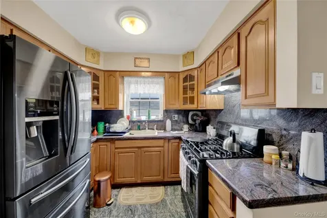 419 Turneur Avenue Bronx NY 10473