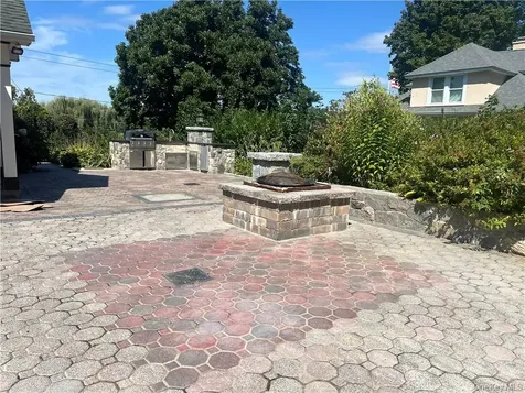 330 Buckshollow Road Mahopac NY 10541