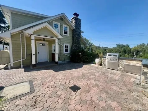 330 Buckshollow Road Mahopac NY 10541