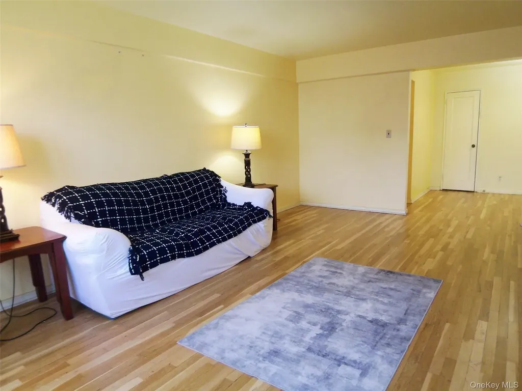 1 Fisher Drive Mount Vernon NY 10552