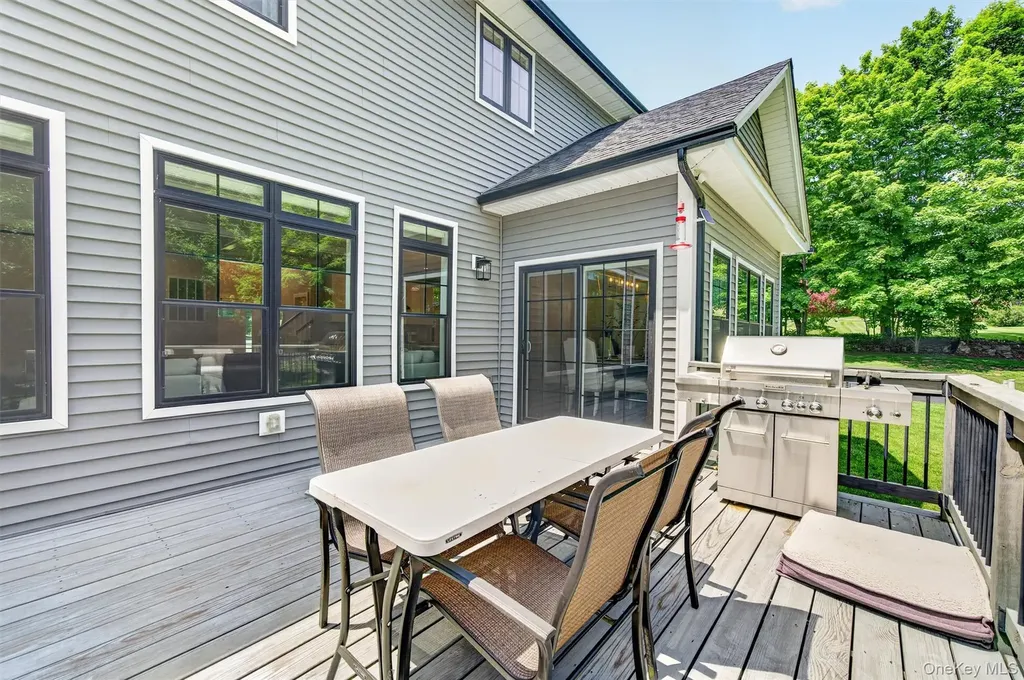 268 Lake Road Salisbury Mills NY 12577