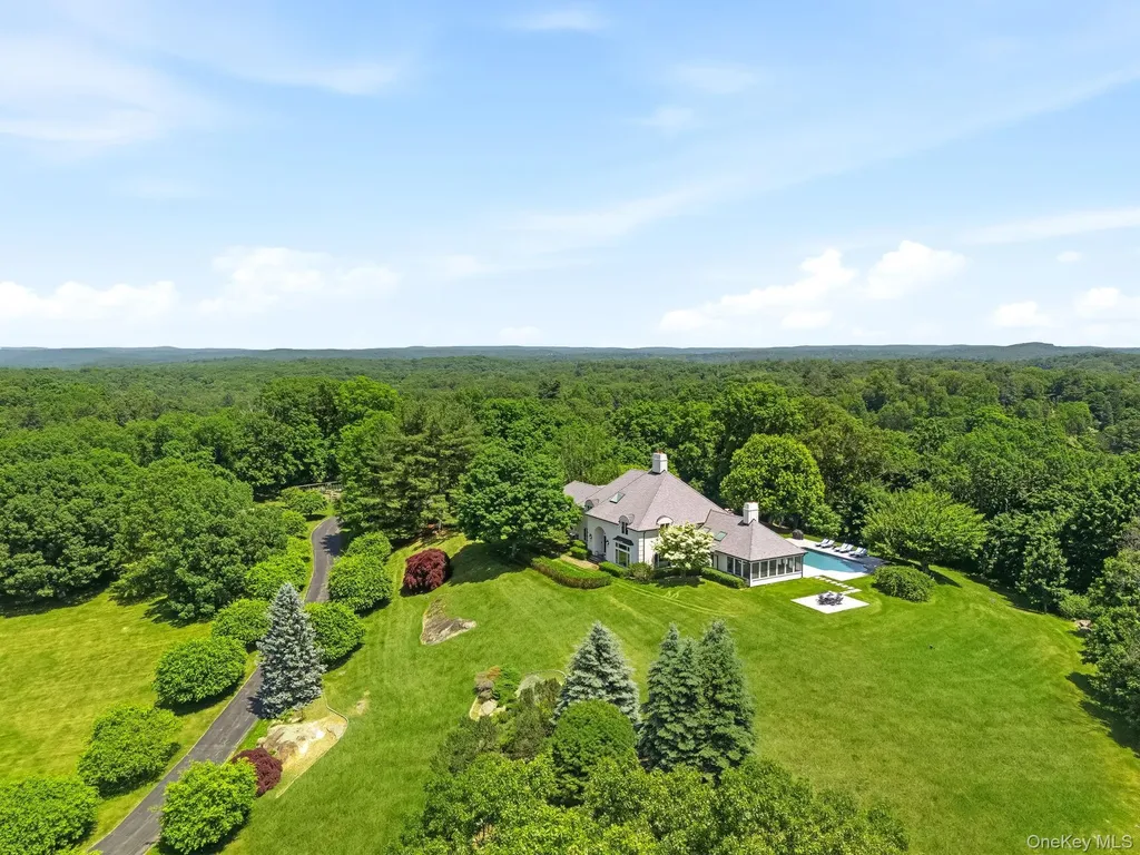 20 Meeting House Road Bedford Corners NY 10549