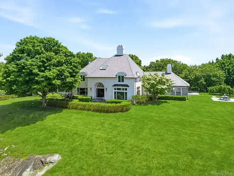 20 Meeting House Road Bedford Corners NY 10549