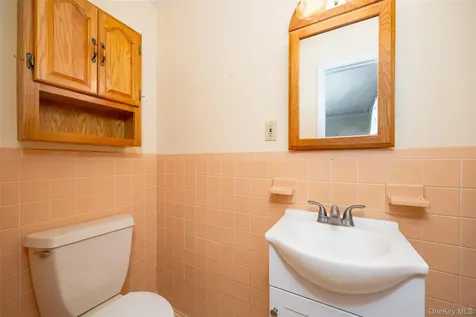 89 Edgehill Drive Wappingers Falls NY 12590