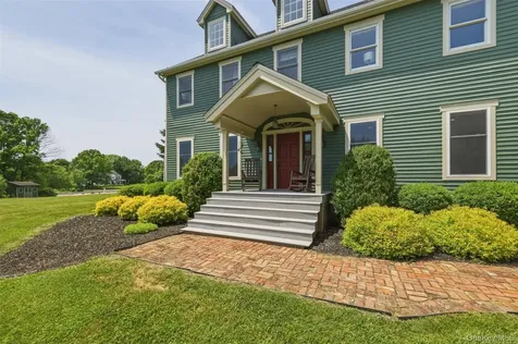 79 Millbrook Road Wallkill NY 12589