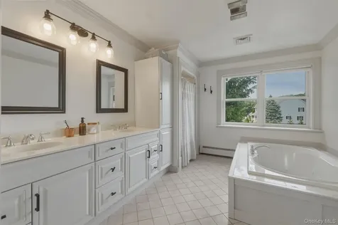 79 Millbrook Road Wallkill NY 12589