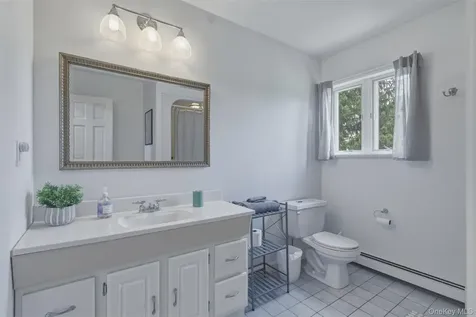 79 Millbrook Road Wallkill NY 12589