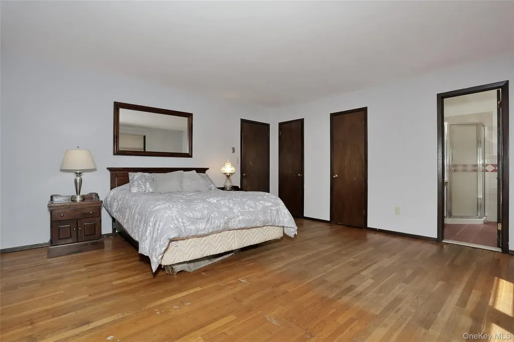 150 Schweizer Lane Bardonia NY 10954