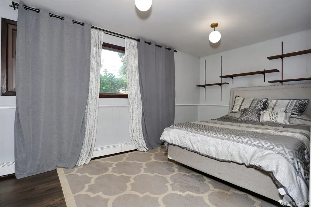 150 Schweizer Lane Bardonia NY 10954