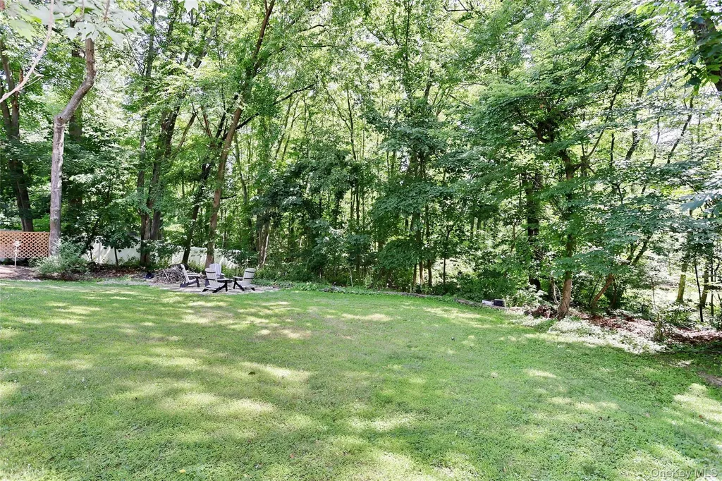 150 Schweizer Lane Bardonia NY 10954