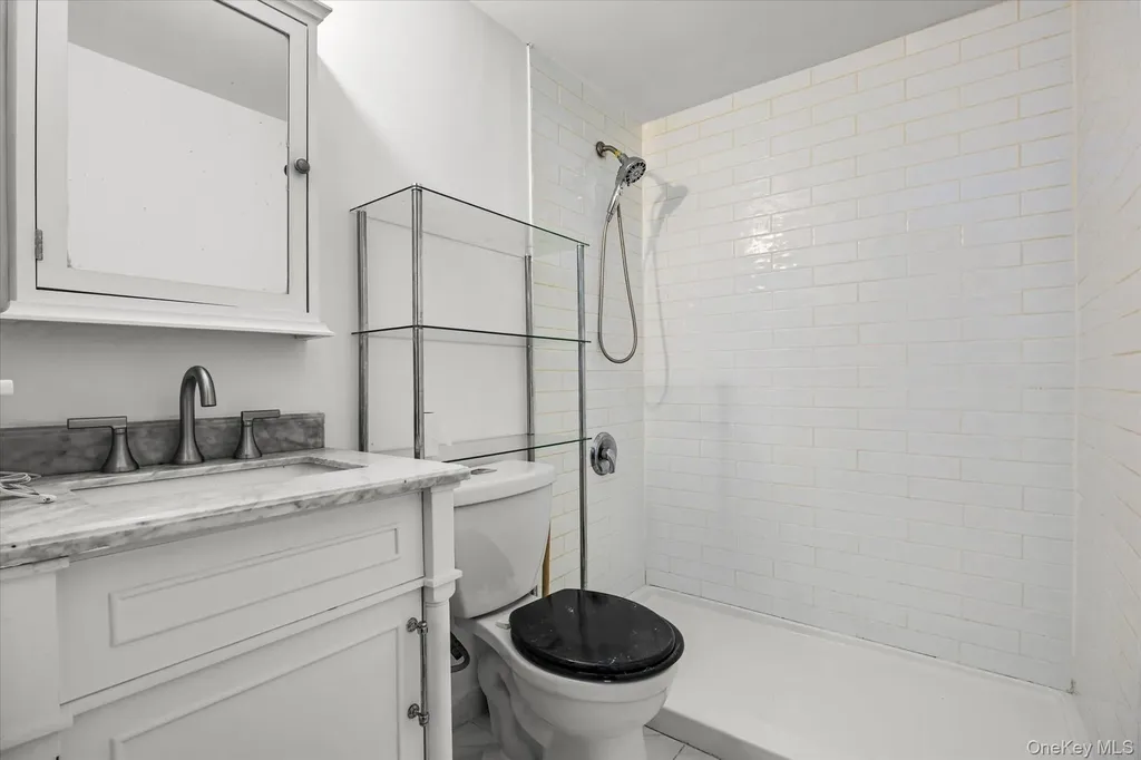 2058 Washington Avenue Bronx NY 10457
