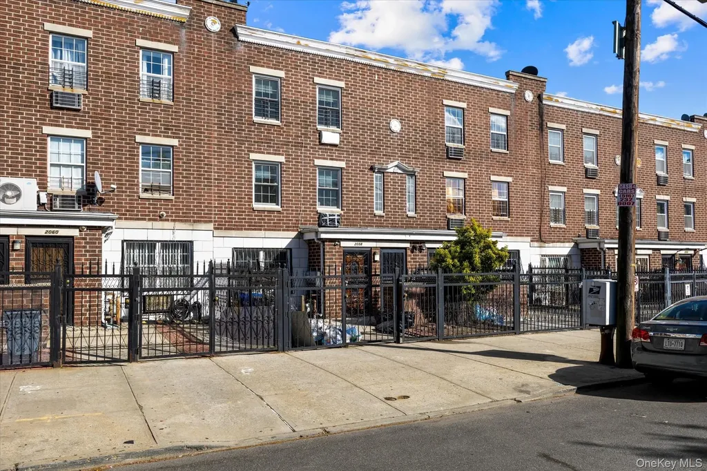 2058 Washington Avenue Bronx NY 10457